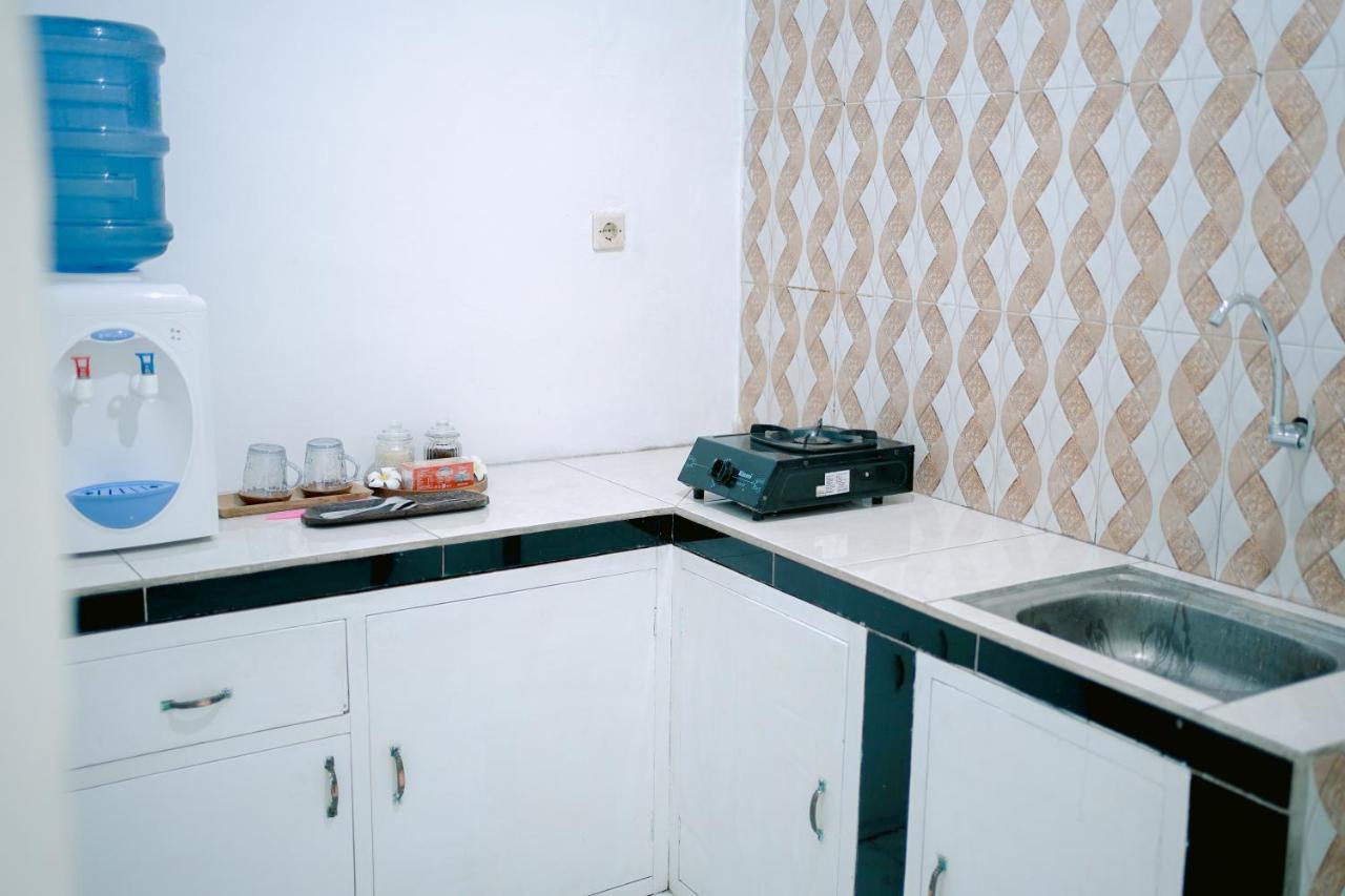 Getrudis Guesthouse Labuan Bajo Luaran gambar